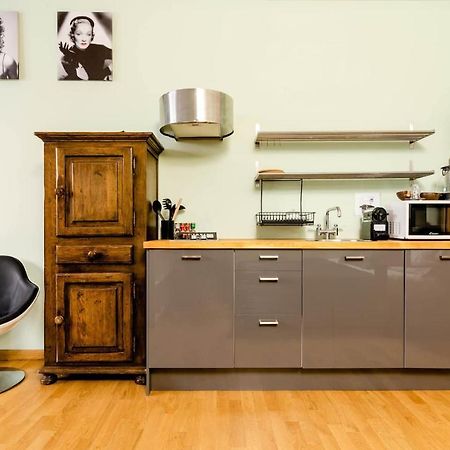 Central Studio Apartment - 24H Self Checkin มิลาน ภายนอก รูปภาพ