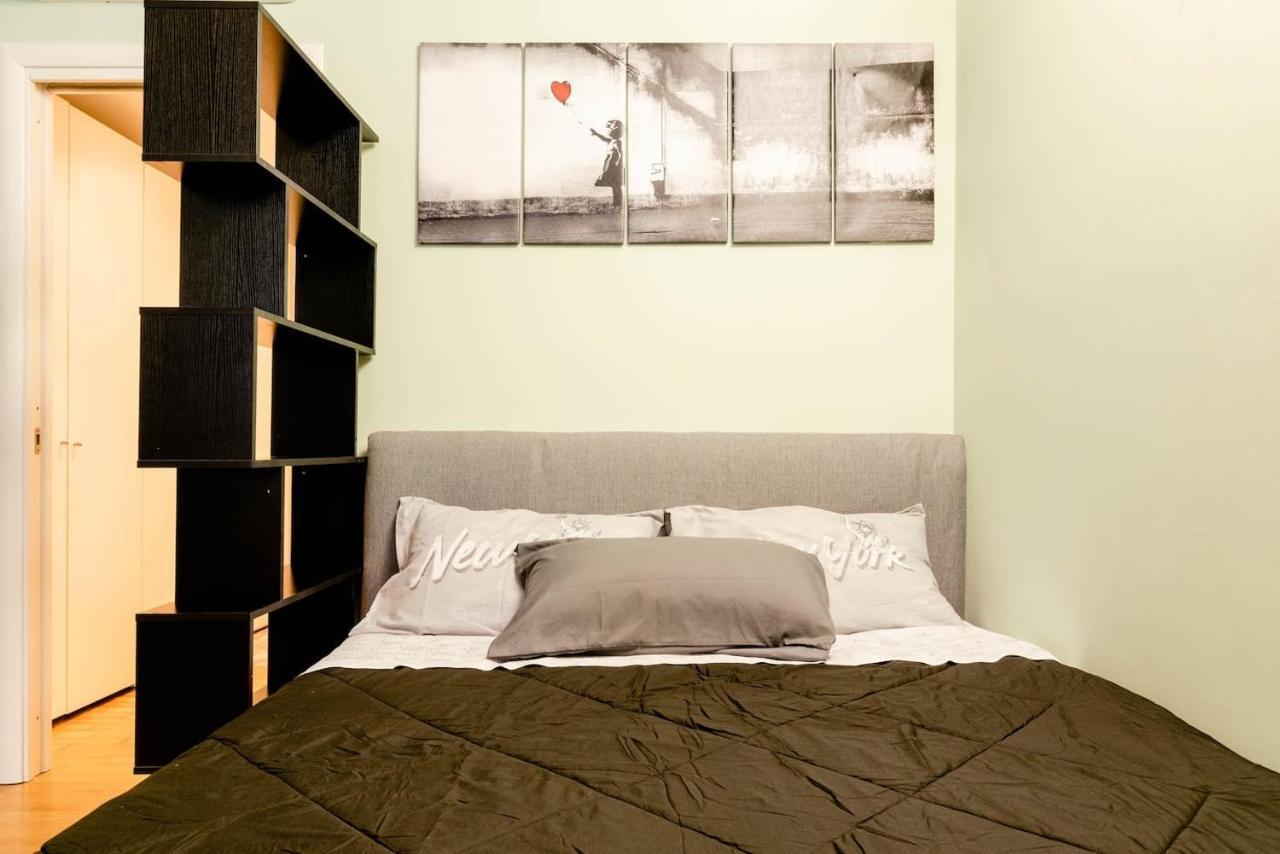 Central Studio Apartment - 24H Self Checkin มิลาน ภายนอก รูปภาพ