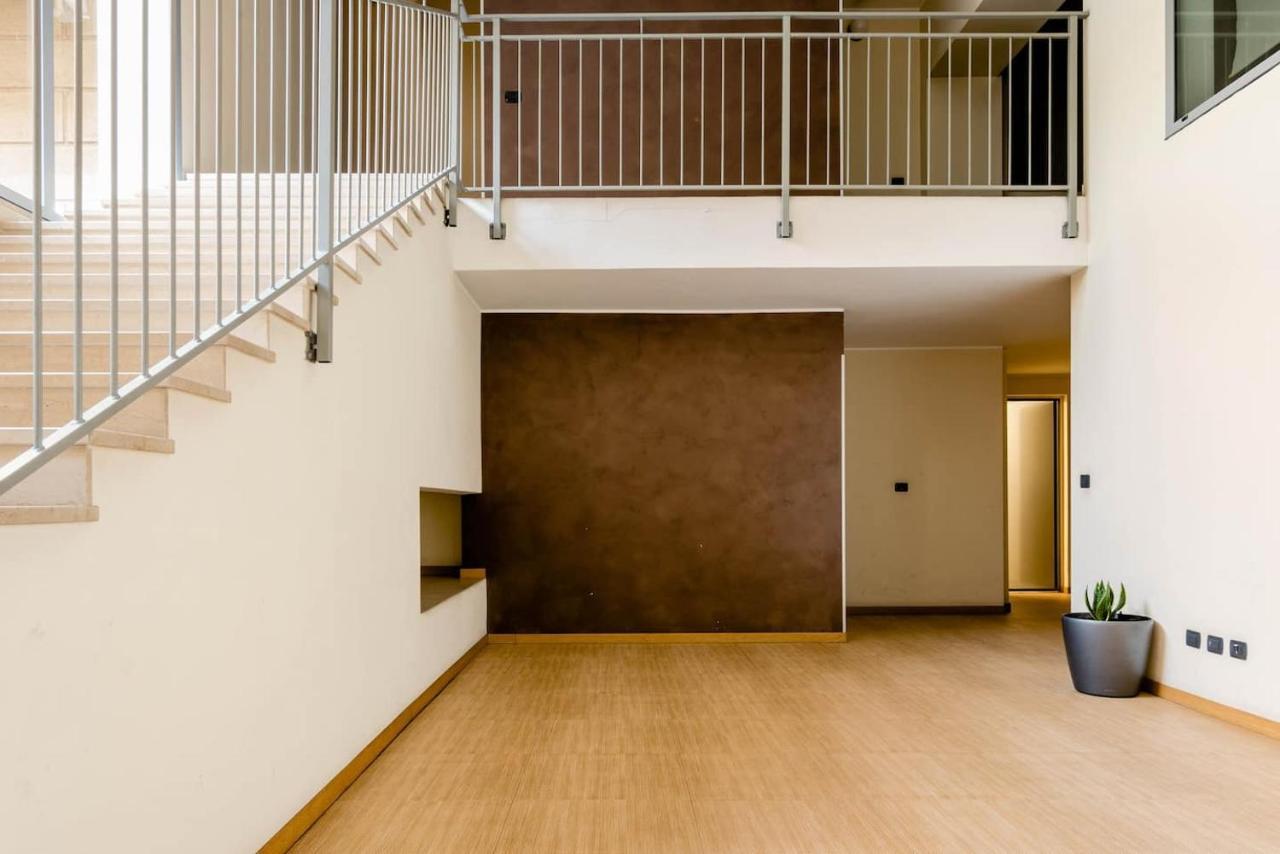 Central Studio Apartment - 24H Self Checkin มิลาน ภายนอก รูปภาพ